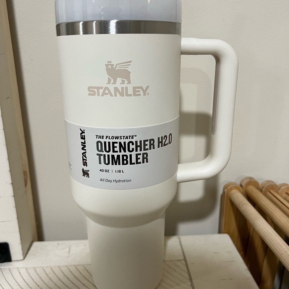 Stanley 40oz adventure quencher